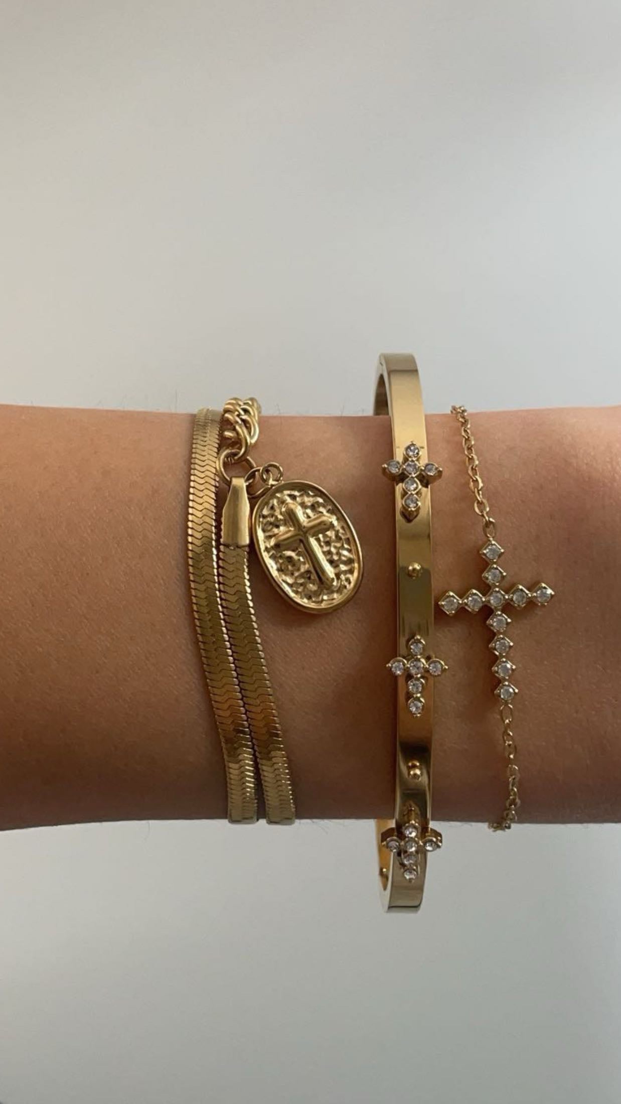 Vintage Kreuz Armband – 14K Goldplattierung