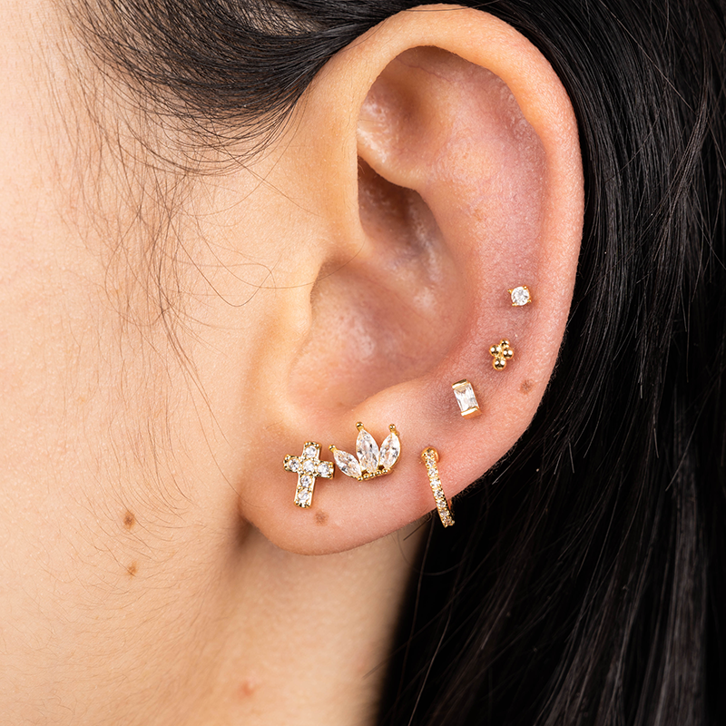 Simples Kreuz Piercing- 14K Goldplattierung