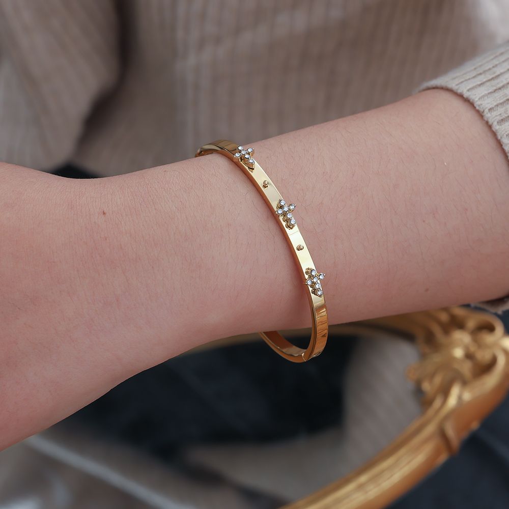 Vintage Kreuz Armband – 14K Goldplattierung