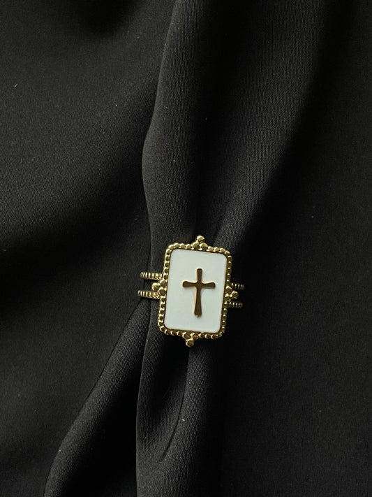 Statement Cross Ring Weiß - 14K Goldplattierung