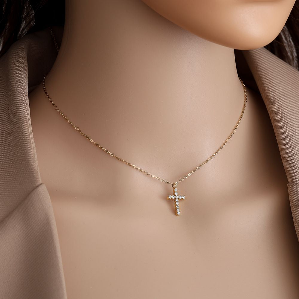 Elegante Kreuzkette mit Steinen – 14K Goldplattierung