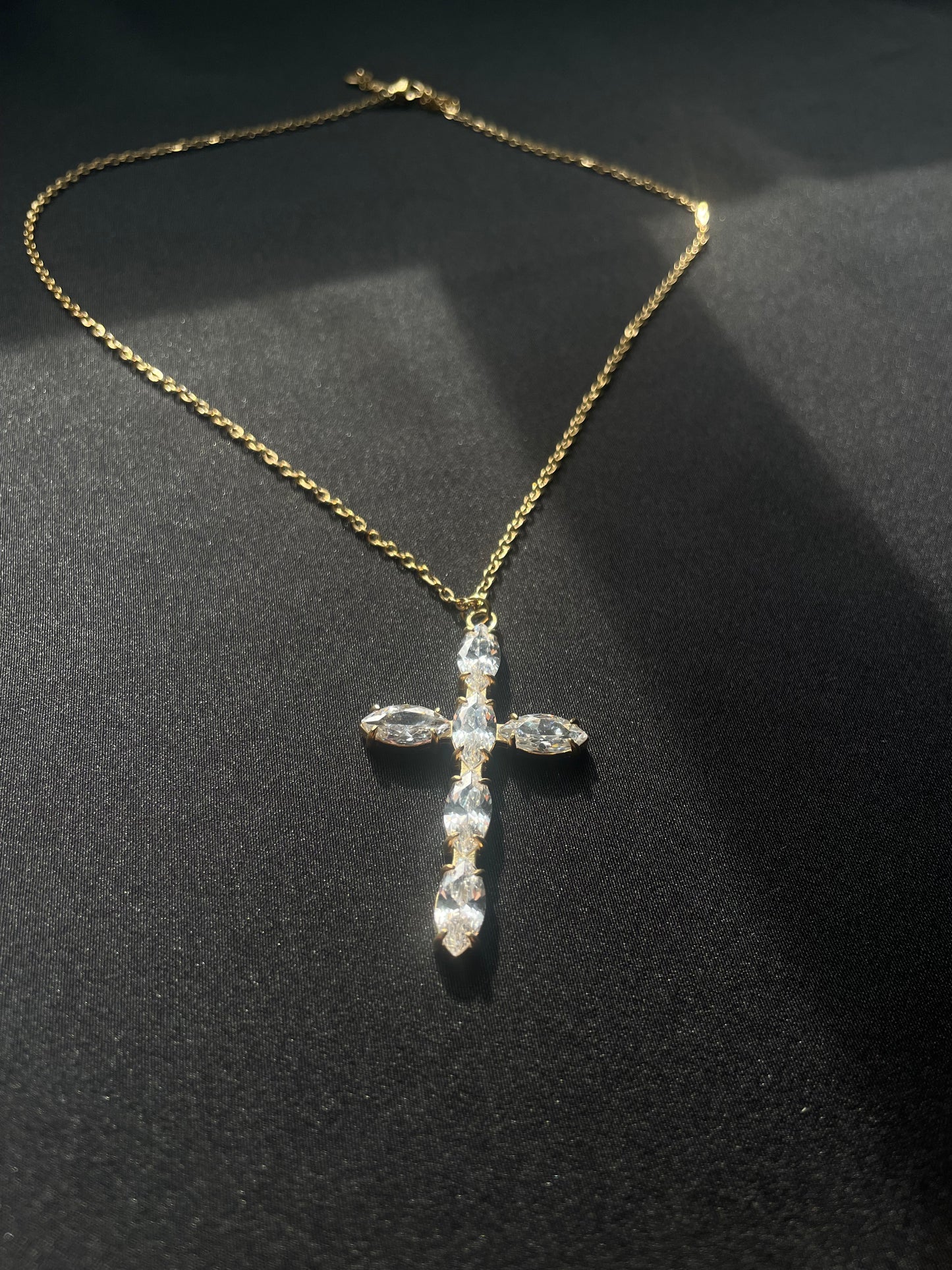Statement Cross Halskette - 14K Vergoldet